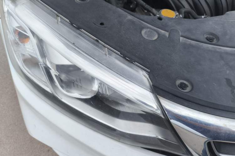 Used Geely Auto Vision 2019 Upgraded Model 1.5L Manual Luxury Version China VI Standard Right Front Headlight