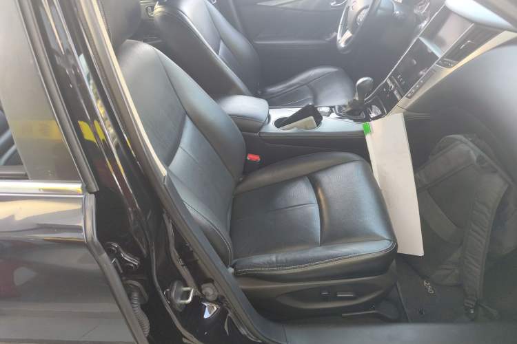 Used Infiniti Q50L 2015 2.0T Enjoyment Edition