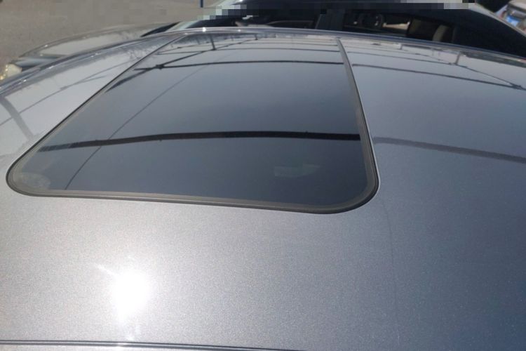 Used Roewe i5 2021 1.5L CVT Diamond Edition Roof