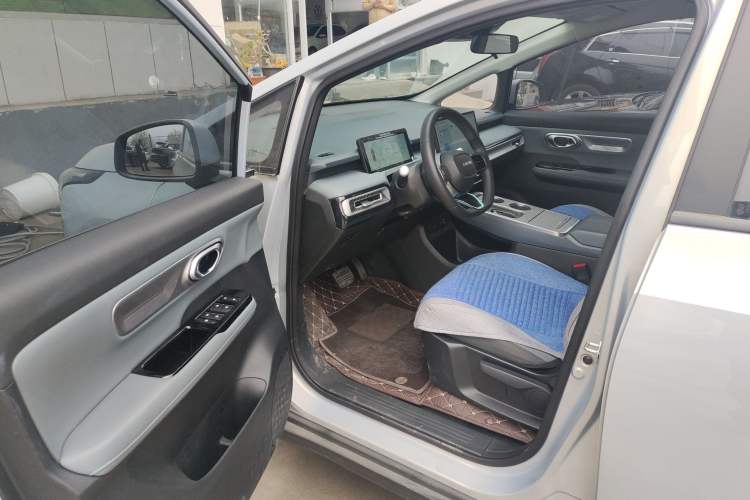 Used AION Y 2023 Younger Driver Seat