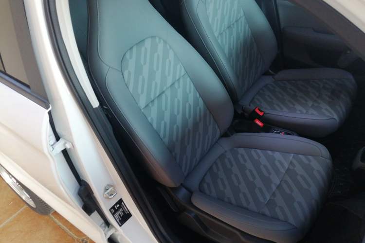 Used Leapmotor T03 2025 403 Comfort Edition Right Front Seat