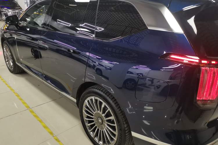 Used Hyptec HL 2025 700 Ultra Six-Seater All-Wheel-Drive LiDAR Version