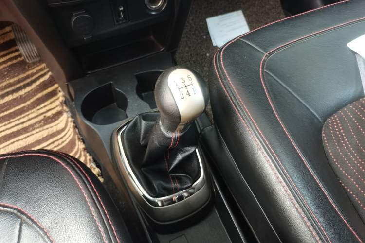 Used Great Wall M4 2012 1.5L Manual Luxury Version Gear Lever