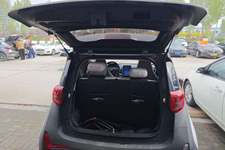 Used Chery QQ Little Ant 2021 200 000-Yuan Ant Fan Edition Talent Version Lithium Iron Phosphate 301 km Trunk