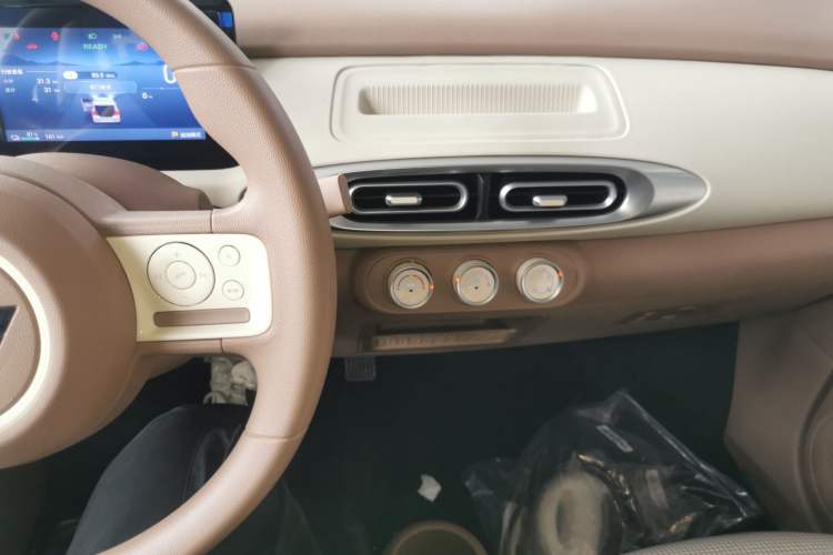 Used Wuling Hongguang MINIEV 2025 Four-Door Version Advanced Edition
