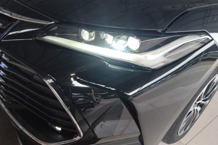 Used Toyota Avalon 2022 2.0L Luxury Edition