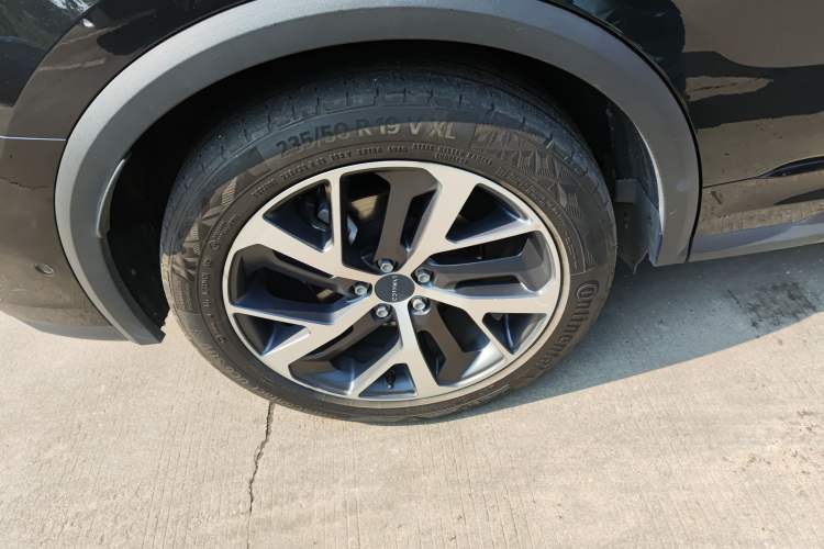 Used Lynk & Co 01 EM-P 2021 1.5TD PHEV Halo Exterior 8