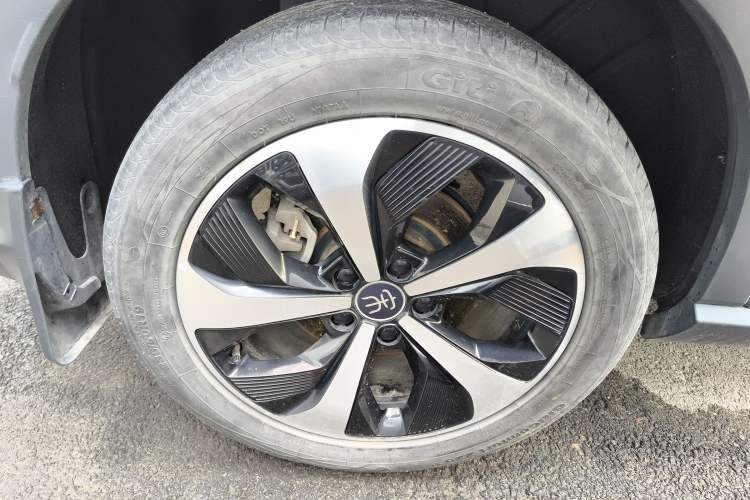 Used BYD Song PLUS New Energy 2021 DM-i 110KM Flagship Model
