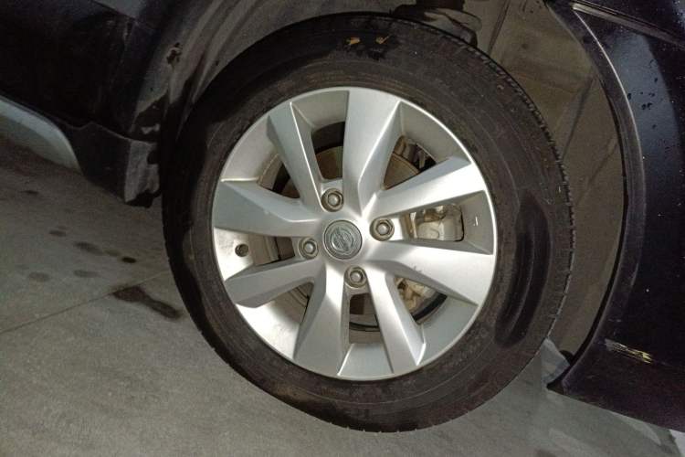 Used Nissan Livina 2013 Jingrui 1.6XL Manual Comfort Edition