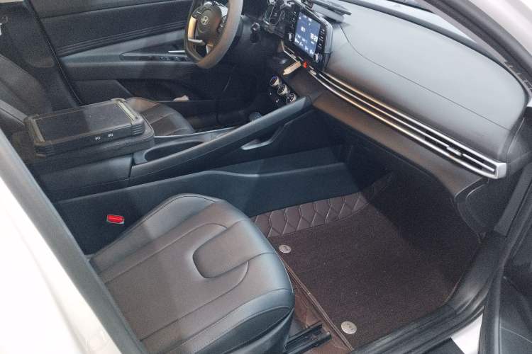 Used Hyundai Elantra 2023 1.5L CVT GLX Elite Edition