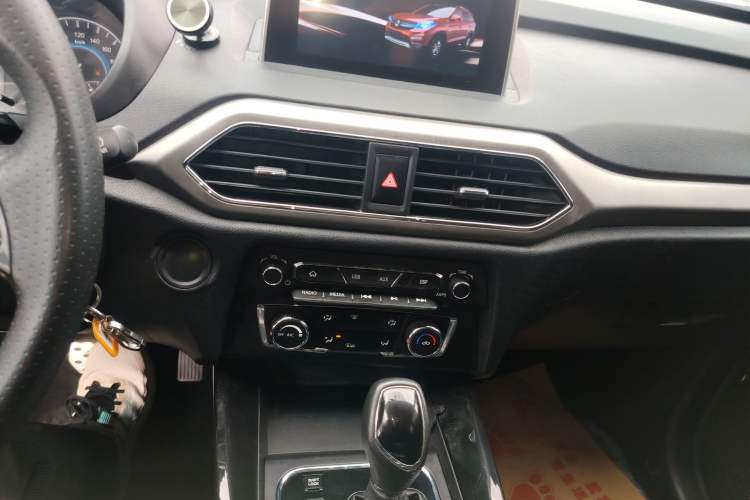 Used Dongfeng Fengon S560 2019 1.8L CVT Elite Model
