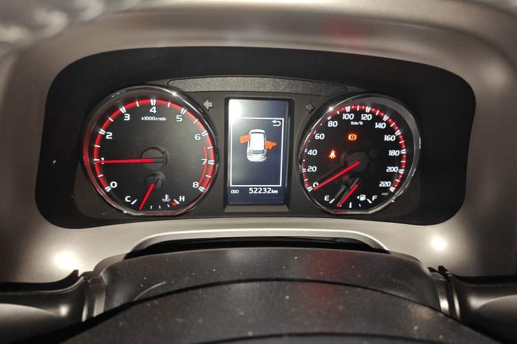 Used Toyota RAV4 2019 2.0L CVT Two-Wheel Drive ZhiShang Version China VI Standard
