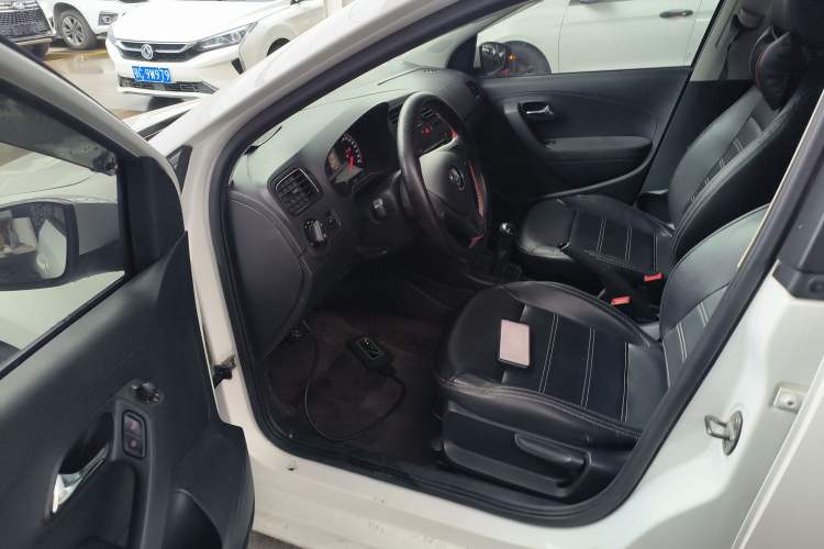 Used Volkswagen Polo 2018 1.5L Manual Drive-Comfort Model Driver Seat