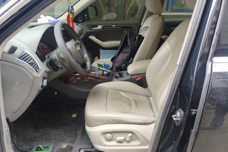 Used Audi Q5 2012 2.0TFSI Comfort Version
