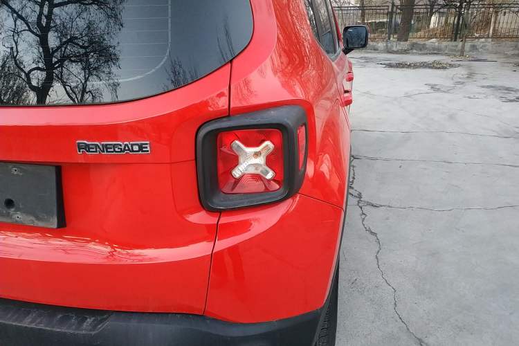 Used Jeep Renegade 2019 220T Automatic Leading Edition