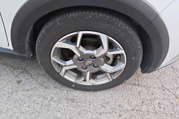 Used Geely Auto Vision X1 2017 1.3L Automatic Fun Edition