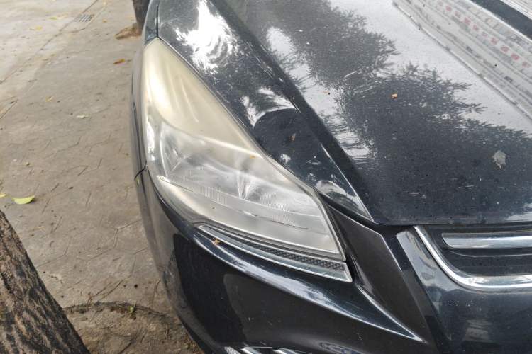 Used Ford Kuga 2015 1.5L GTDi Two-Wheel Drive Fashion Edition Right Front Headlight