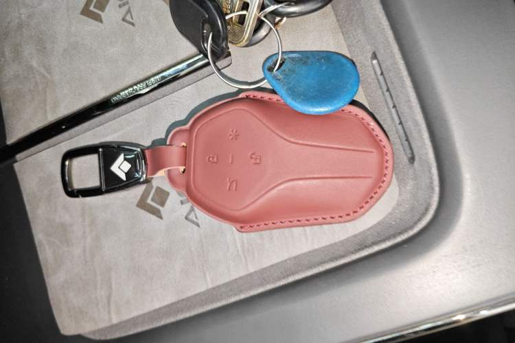 Used Hyptec HT 2023 670 Rear-Drive Ultra-High-Voltage NDA Version