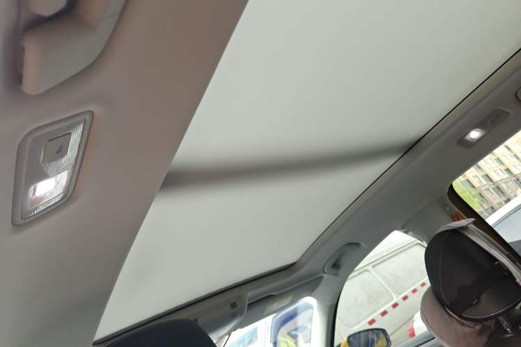 Used Volkswagen Tayron 2019 380TSI Four-Wheel Drive Prestige Version China V Standard Headliner