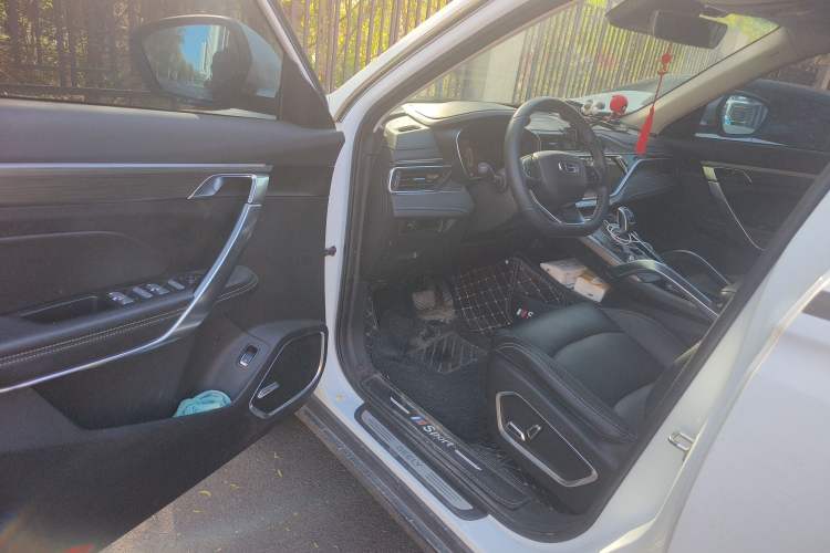 Used Geely Auto Emgrand X7 Sport 2020 1.8TD DCT ZhiZun PRO Driver Seat