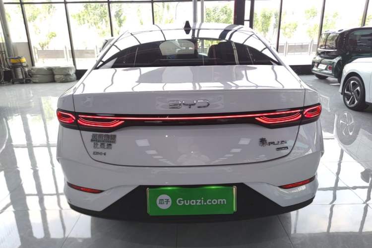 Used BYD Qin PLUS 2025 DM-i Smart Drive 120KM Superior Model
