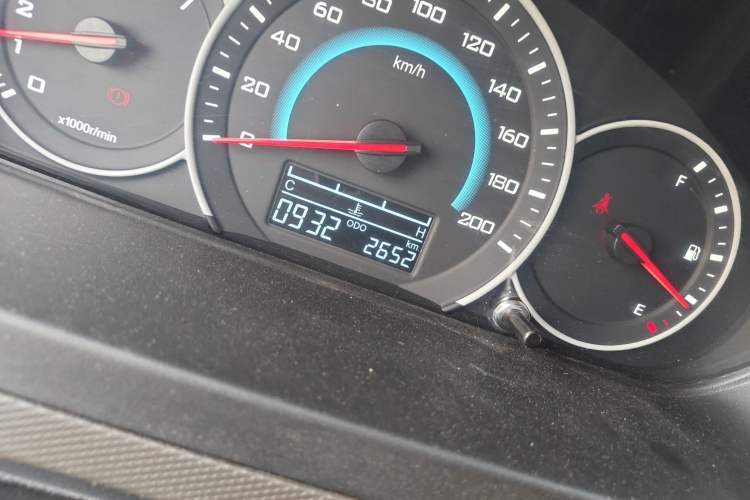 Used Wuling Rongguang New Truck 2023 1.5L Double-Cab Extended-Size Standard Version LAR Odometer Close Up