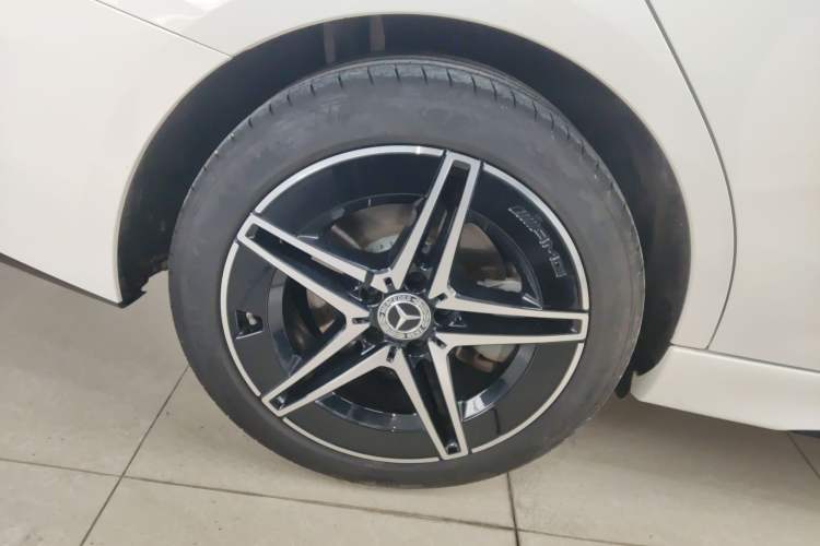 Used Mercedes-Benz C-Class 2024 Facelift C 260 L Night Edition Sport Version
