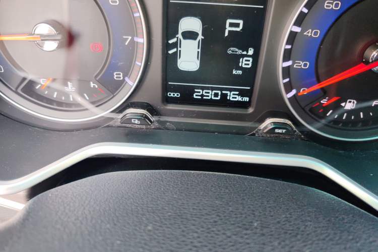 Used Geely Auto Vision X3 2017 1.5L Automatic Luxury Model Odometer Close Up