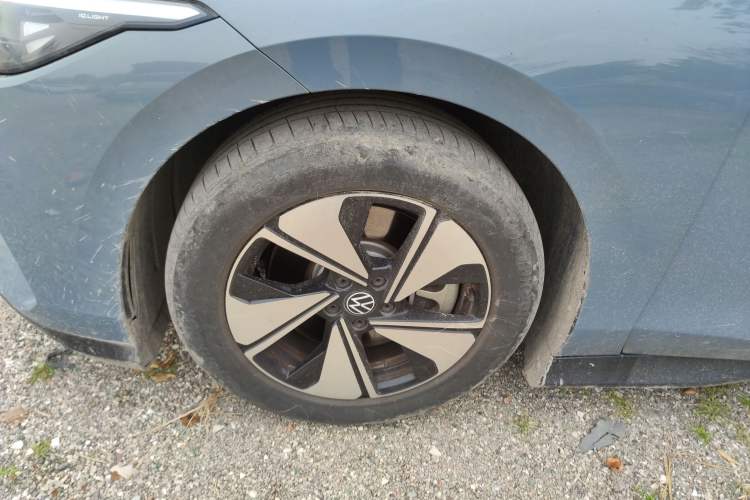 Used Volkswagen ID.7 VIZZION 2024 AIR model
