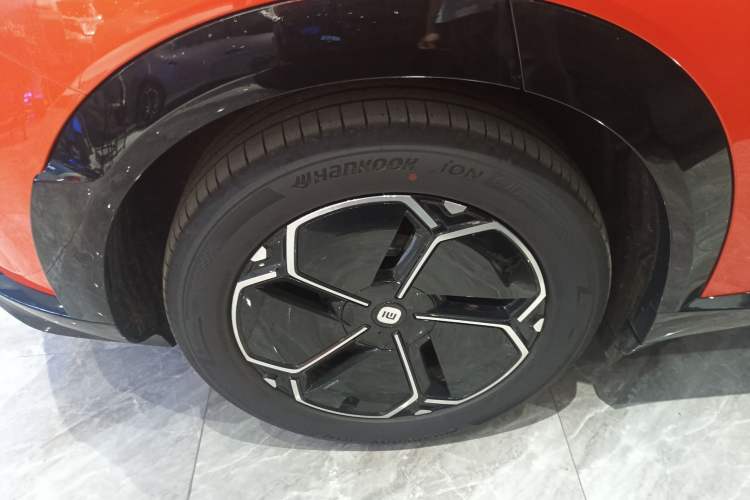 Used Xiaomi Auto YU7 2025 Ultra-Long Range Rear-Wheel Drive Version Exterior 5