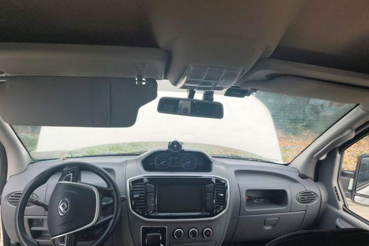 Used SAIC MAXUS Xintu V80  Headliner