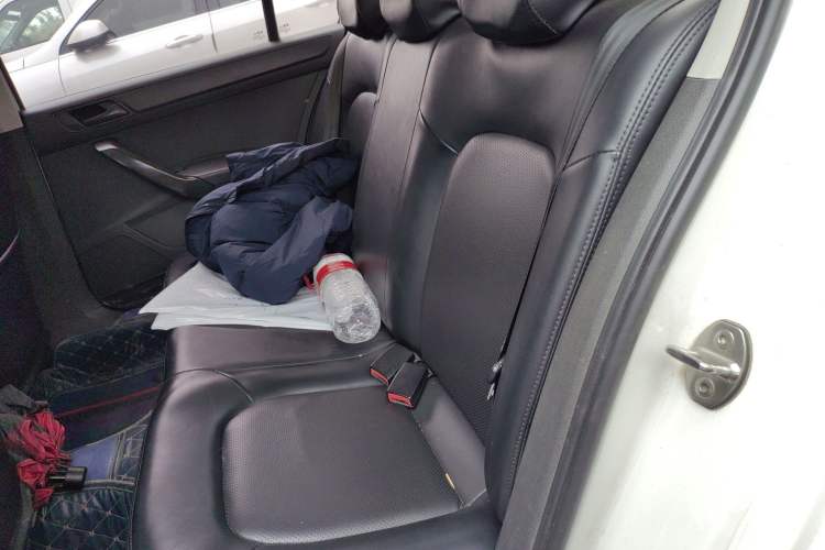 Used Volkswagen Santana 2016 1.6L Manual Fashion Edition Left Rear Seat