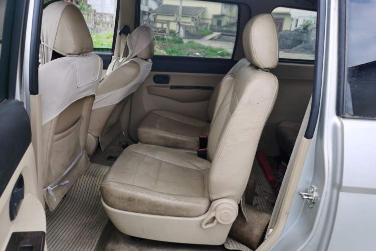 Used Wuling Hongguang 2010 1.4L Luxury Model
