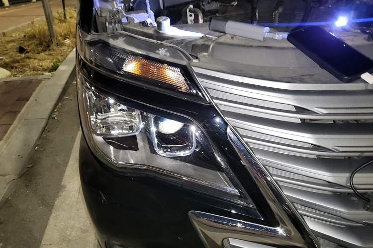 Used FORTHING Lingzhi 2023 M5L 1.6L Comfort 9-Seater Exterior 6