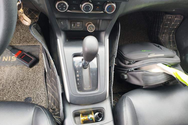 Used Nissan Sylphy 2021 Classic 1.6XE CVT Comfort Edition Gear Lever