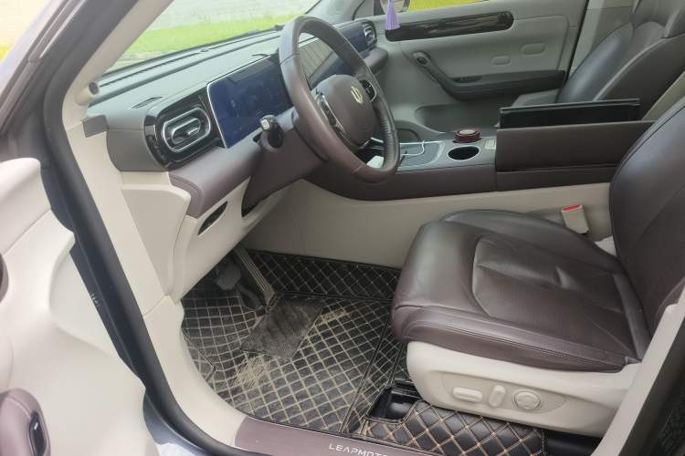 Used Leapmotor C11 2023 Pure Electric 500 Comfort Edition Left Front Seat