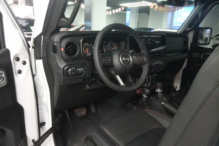 Used Jeep Wrangler 2024 2.0T Robin Hood Two-Door Edition
