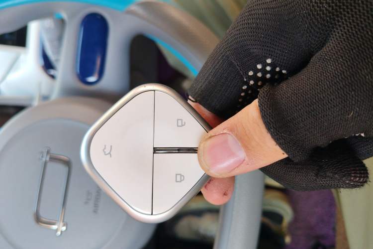 Used Bestune Pony 2025 222km Lightning Horse Vehicle Key