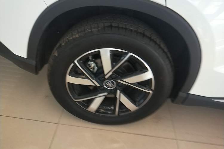 Used BYD Song Pro New Energy 2024 HONOR Edition DM-i 71KM Navigation Model