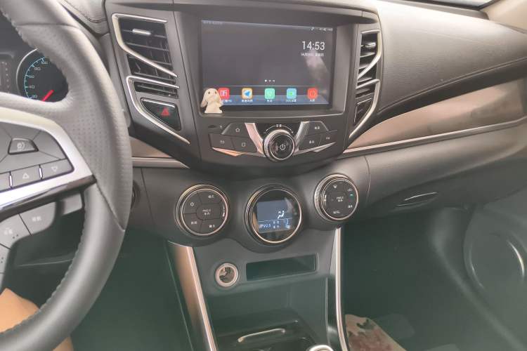 Used BYD Song New Energy 2017 Song DM 1.5TID All-Wheel Drive Luxury Model Audio And AC Panel