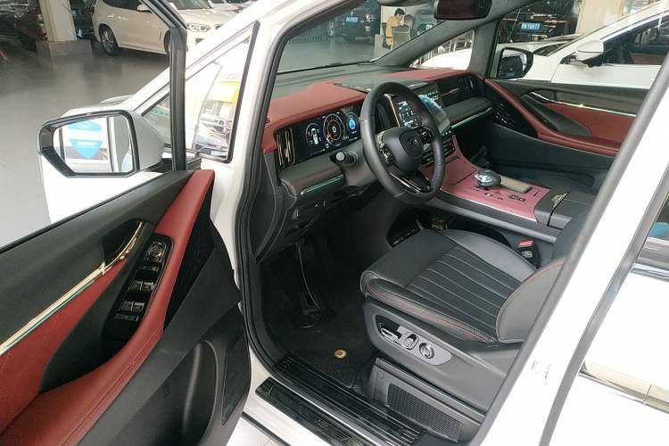 Used GAC Trumpchi M8 2024 Zongshi Series 400T Ultimate Edition Driver Seat