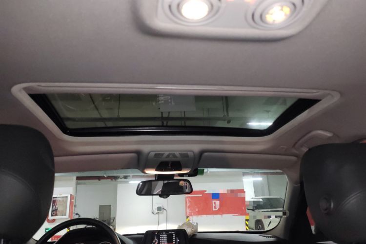 Used BMW 3 Series 2015 320Li Luxury Edition Fashion Model