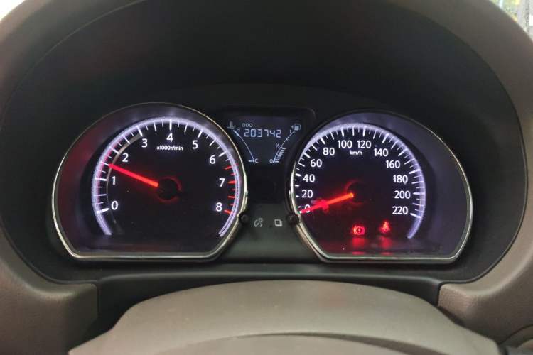 Used Nissan Sunny 2014 1.5XL Manual Deluxe Edition Instrument Cluster