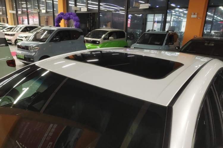 Used Toyota Avalon 2019 2.0L Ambition Edition China VI