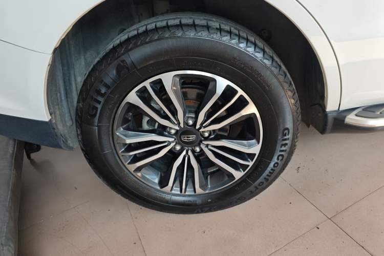 Used Geely Auto Vision X6 2016 1.8L Manual Luxury Model