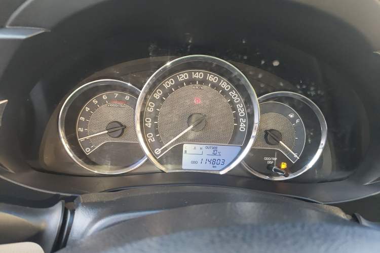 Used Toyota Corolla 2014 1.6L Manual GL