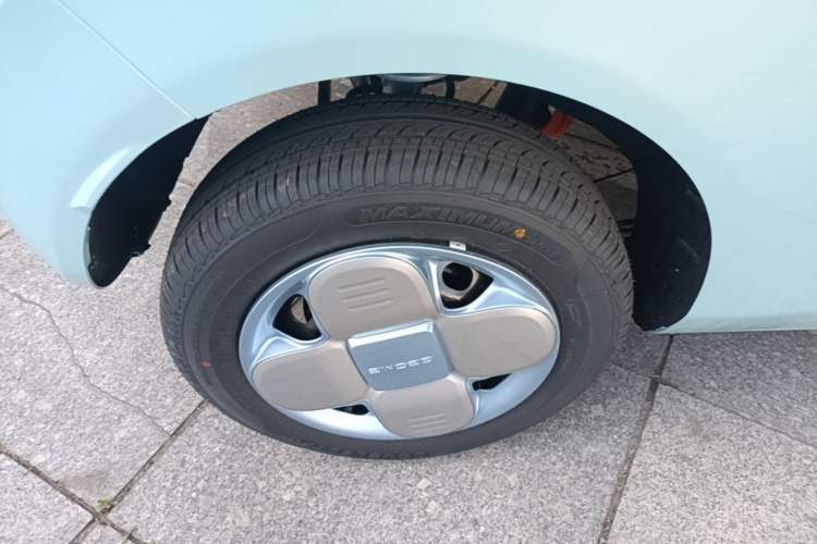 Used Geely Galaxy Panda 2024 Panda Mini 200km Endurance Bear