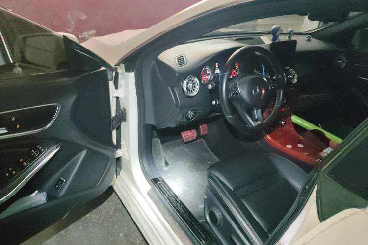 Used Mercedes-Benz CLA 2017 CLA 200 Sport Edition Driver Seat