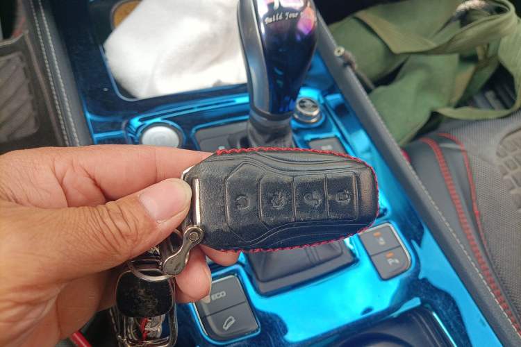 Used BYD Tang 2018 2.0T Automatic SmartConnect Prestige 7-Seater China V Standard
