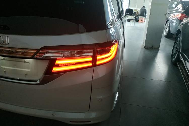 Used Honda Odyssey 2017 2.4L Smart Edition
